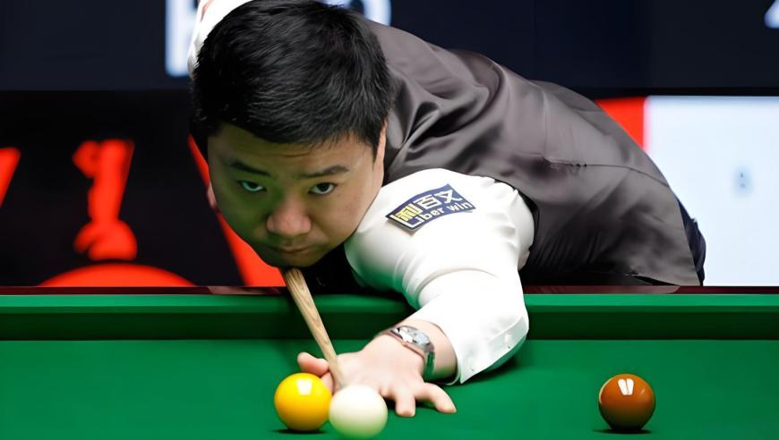 体坛记忆｜丁俊晖极限防守！袋角形成无解斯诺克，对手心态彻底崩盘