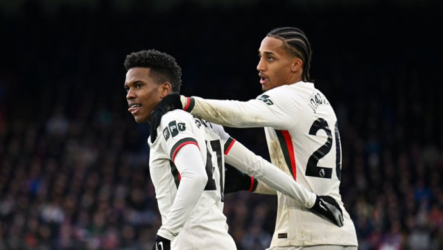 英超：切尔西3-1十人水晶宫！双线3连胜升第四 18岁天才传射+一条龙