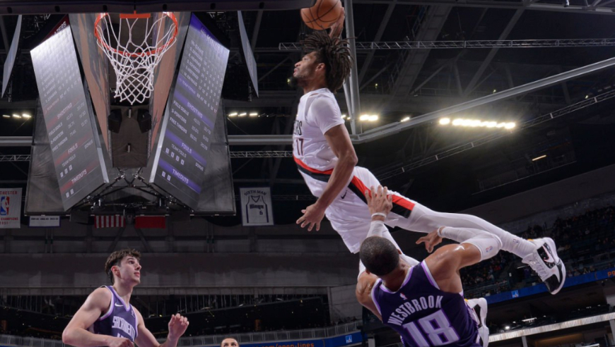 隔扣威少！开拓者晒夏普生涯炸扣集锦：看看杨瀚森这队友多猛