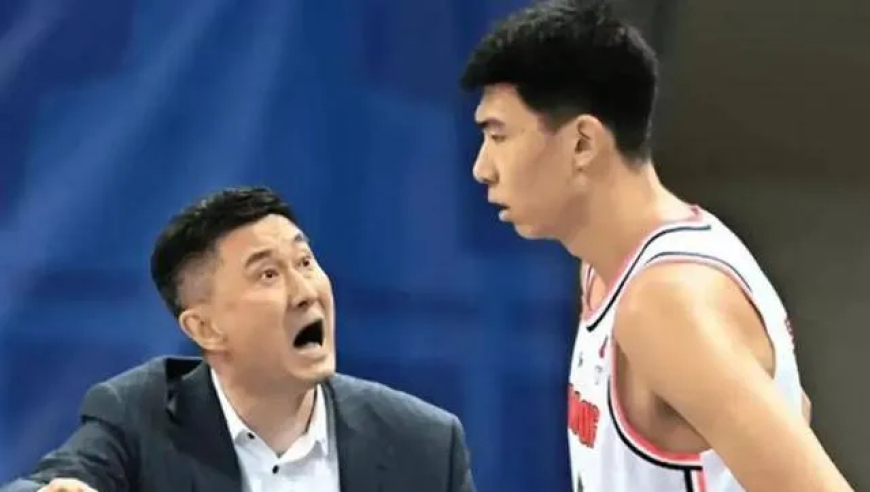 跟杜锋彻底闹掰！徐昕转投一队能打主力，且有望获杨瀚森式培养