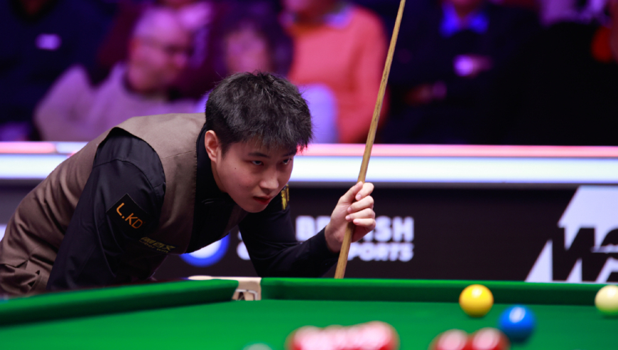 炸裂！赵心童连续三杆逆天薄球 准度惊为天人 全场瞠目结舌