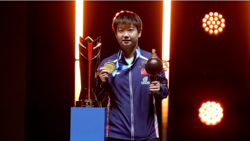 孙颖莎发文称很尊重王曼昱！擦边球争议该终结了 名嘴评价：绝代双骄