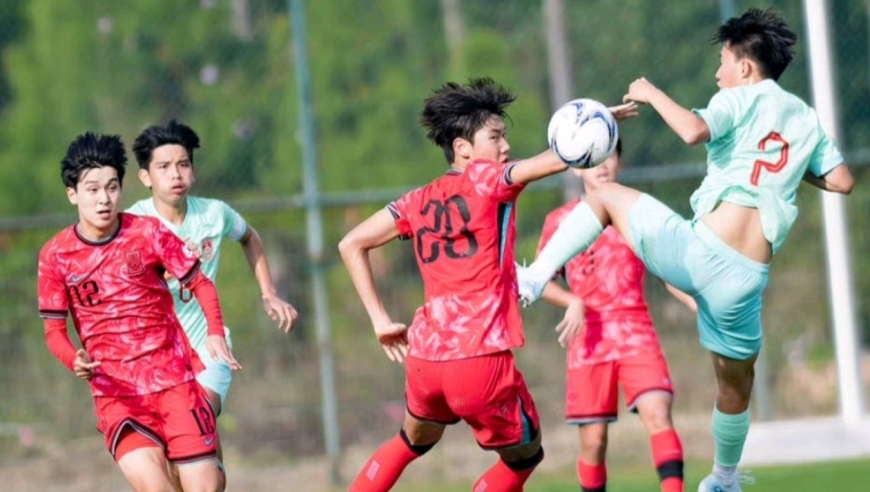 3-0！国足苦主暴打日本，从&ldquo;爆冷输球&rdquo;到&ldquo;爆冷赢球&rdquo;，东亚杯太刺激了