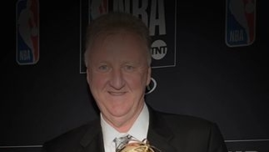 体坛记忆｜篮球之神都做不到，他是NBA唯一一个所有荣誉大满贯之人  