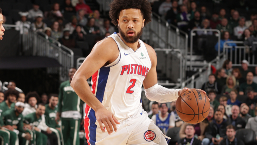 NBA常规赛：字母哥伤退雄鹿爆冷18分逆转东部第一 坎宁安17+7+7