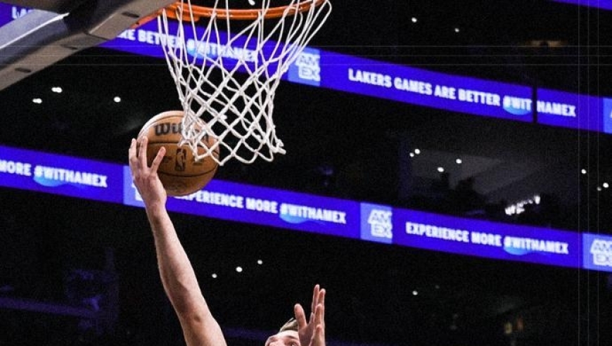 东契奇31+11+11里夫斯半场29分，华子打铁15中2，湖人大胜森林狼