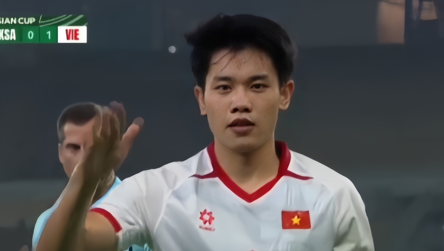 亚洲杯彻底乱了：1-0，东南亚球队3连胜头名晋级，东道主惨遭淘汰