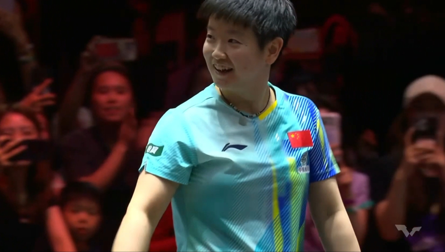 有惊无险！孙颖莎打出无解防守晋级4强 满脸笑容与早田希娜寒暄