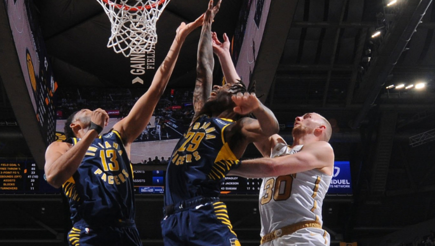 步行者绿军决胜3分钟：西卡命中准绝杀 怀特三分绝杀打铁