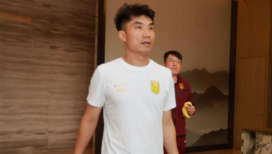 郑智当主教练？中超新贵别犯傻，他和邵佳一没有可比性