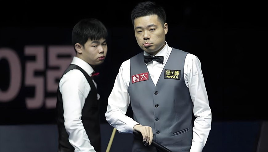 体坛名场面｜斯诺克最搏命做球！丁俊晖逆境放手一搏，结局险象环生