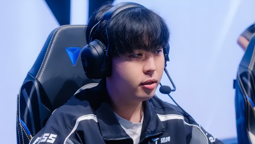 Kanavi要睡20万的床垫，床太硬影响发挥？蓝莲花透露Kanavi黑料