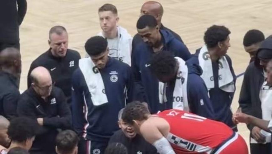 快船又一矛盾曝光！泰伦卢暂停布置战术，哈登坐一旁冷眼旁观