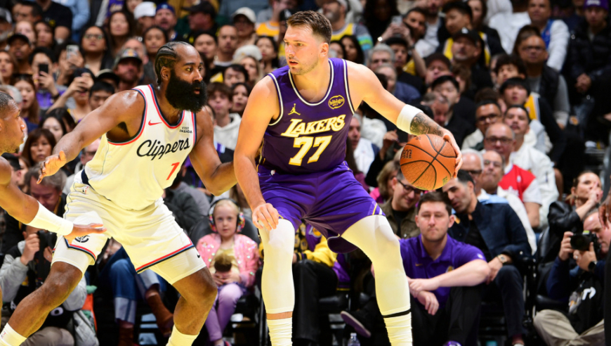 湖人晋级NBA杯八强！快船兵败洛杉矶德比 东契奇43+9+13哈登29分