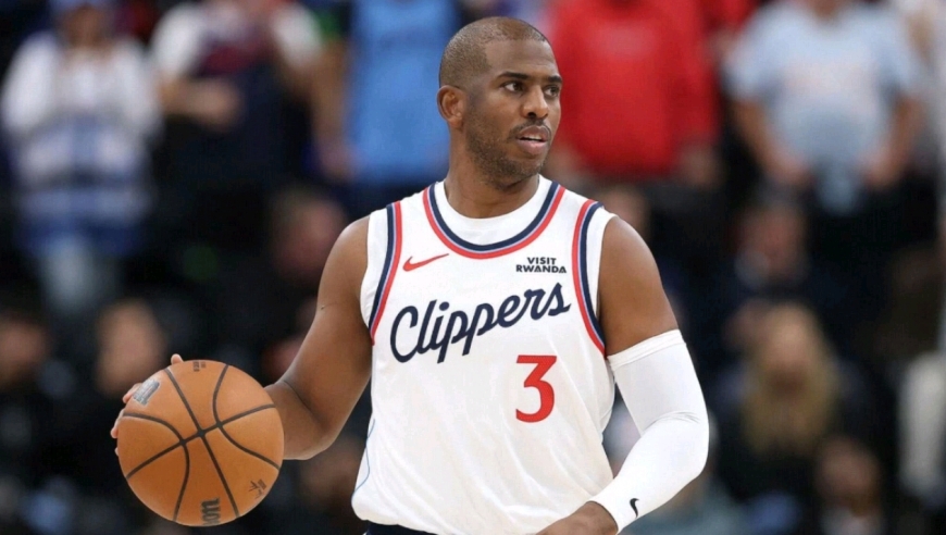 凌晨两点接到逐客令！快船粗暴分手保罗引爆众怒，球迷痛斥：队史最黑暗一天