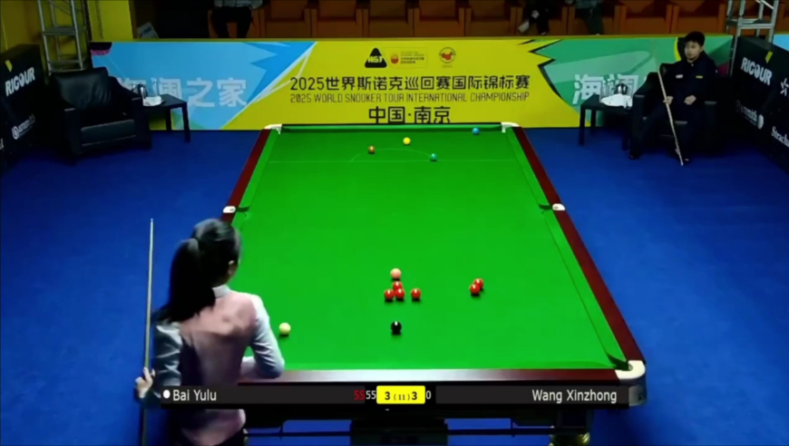 巾帼不让须眉！白雨露轰单杆145分，打破女子单杆最高分纪录