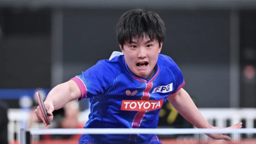 连续2年丢冠！张本智和质疑松岛辉空：鹰眼应查他的发球 我不甘心