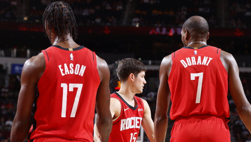 极限火三疯！火箭末节前后狂轰19-4和20-5攻击波完爆老鹰全过程