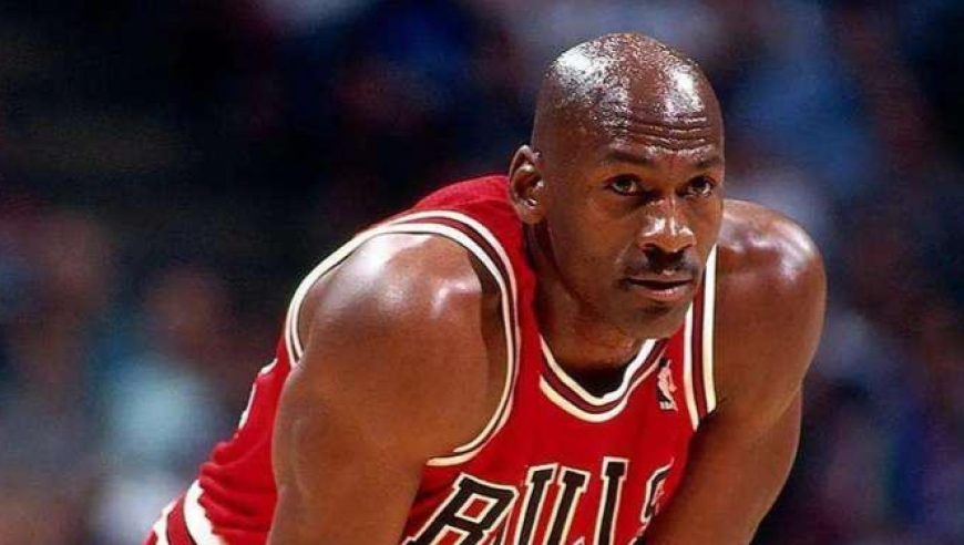 乔丹打了15年，如今每月能领到多少退休金？说出来你可能不信