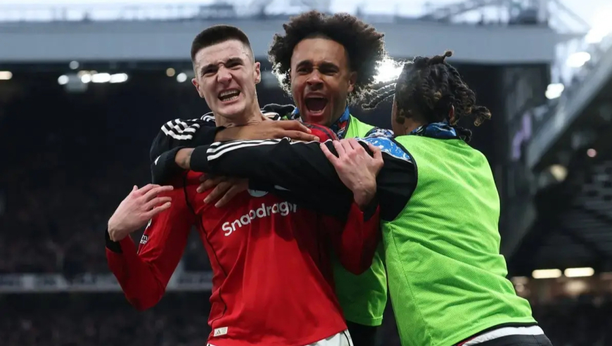 英超：曼联3-2富勒姆豪取三连胜 卡塞米罗传射 谢什科替补献绝杀