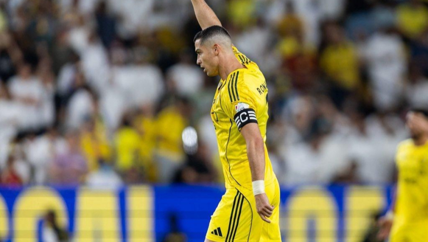 2-1！梅开二度+94分钟绝杀，C罗力挽狂澜，利雅得胜利联赛7连胜