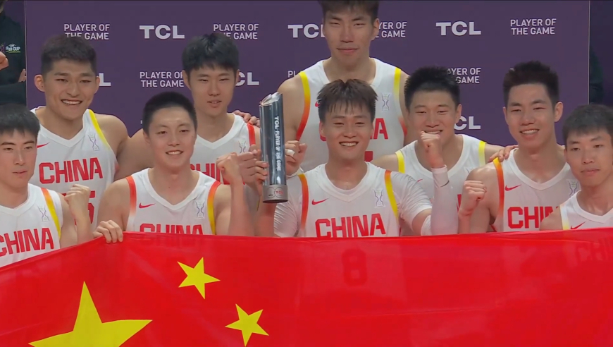 一战打出中国男篮风采：带队杀进亚洲杯决赛的赵睿看呆外国解说