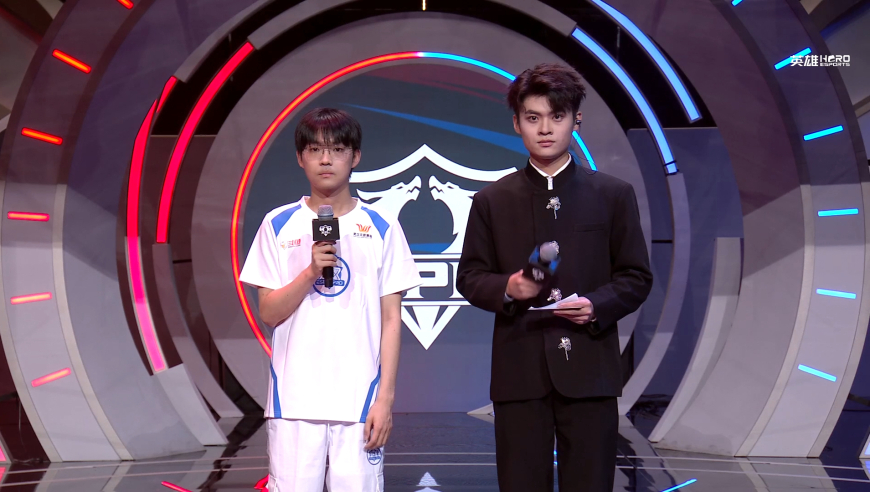 【赛后采访】武汉eStarPro.星宇(李宇浩)：后面比赛都加油