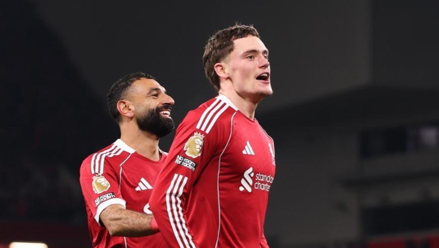 足坛一夜动态：拜仁10连胜终结，利物浦大胜纽卡，阿森纳造4-0惨案