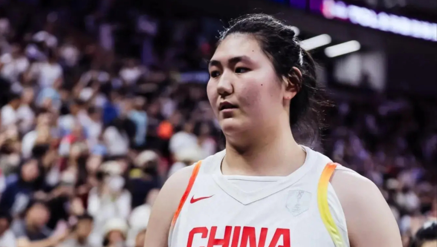 大人打小孩！张子宇9分钟11+5集锦 站着连抢进攻篮板太欺负人