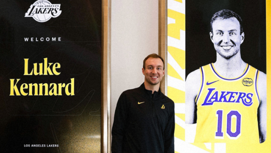 肯纳德亮相湖人训练馆！最快明日首秀战勇士 高中生涯得分高于詹姆斯