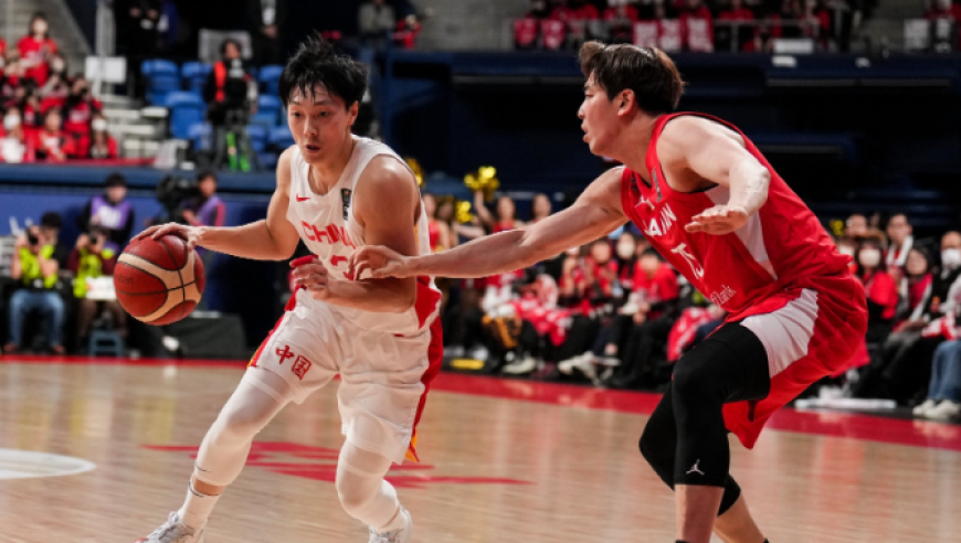 中国男篮官宣战日本12人名单：赵睿赵继伟领衔 胡明轩赵嘉义落选