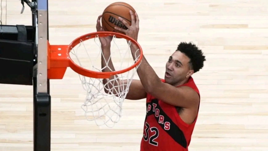 首秀惊艳！4投砸出10+10+1+1+1！他或许真被勇士耽搁了