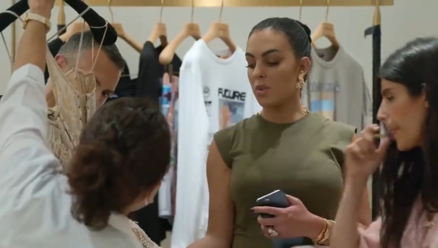 世界第一球王C罗为何钟情于&ldquo;小保姆&rdquo;？｜体坛记忆