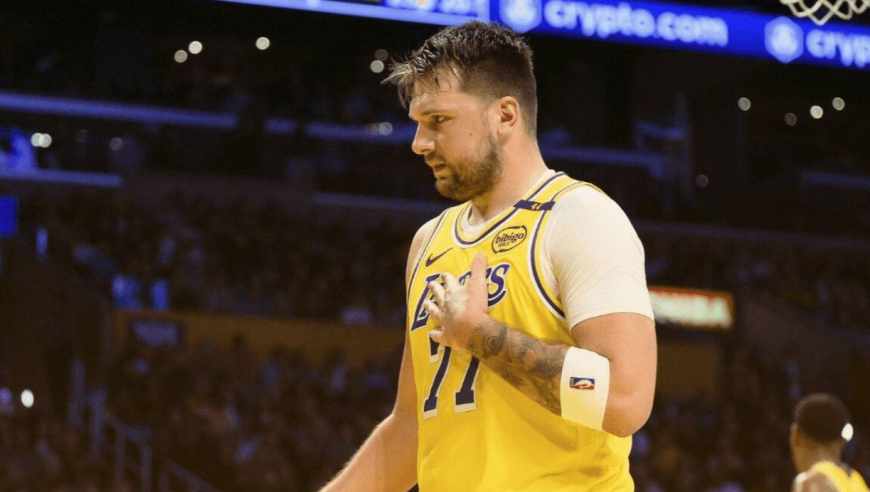 詹皇边线失误又如何？东契奇38分单骑救主，诠释关键之王 | 主打星