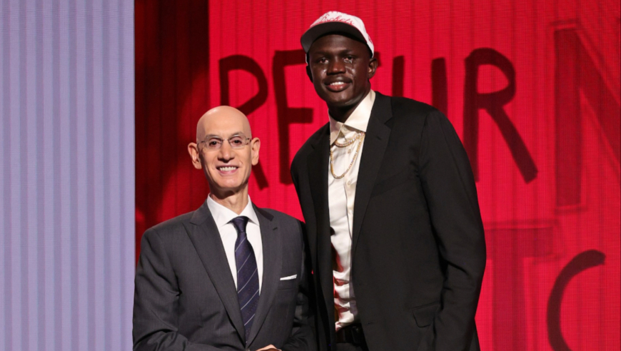 NBA今年的10号新秀卡曼·马鲁阿奇的故事！他和杨翰森称兄道弟，他的追梦故事感动NBA总裁肖华！