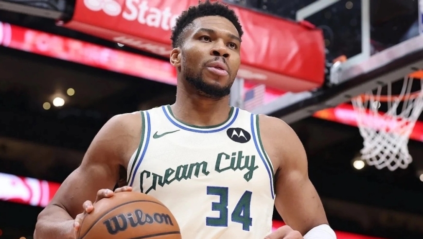 太炸裂了！字母哥缔造NBA79年绝无仅有的纪录，真被他做到了！