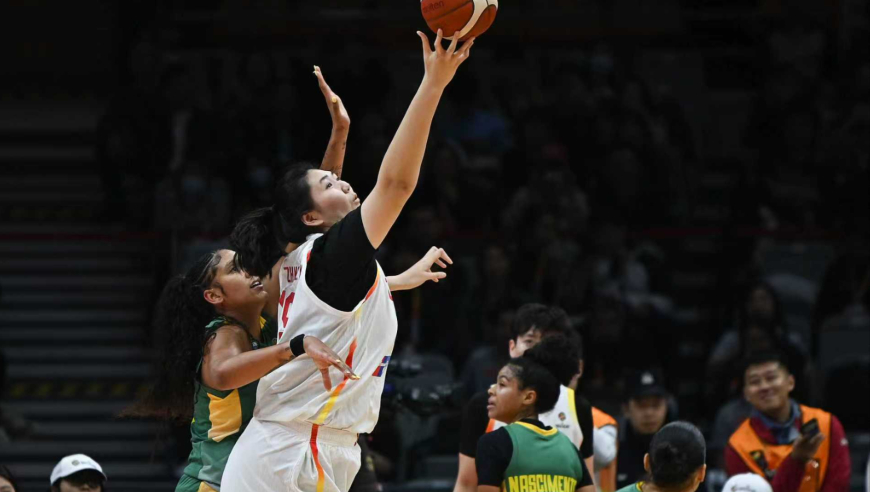 三大中锋合砍11分集锦：韩旭22分定海神针 张子宇5分钟8分