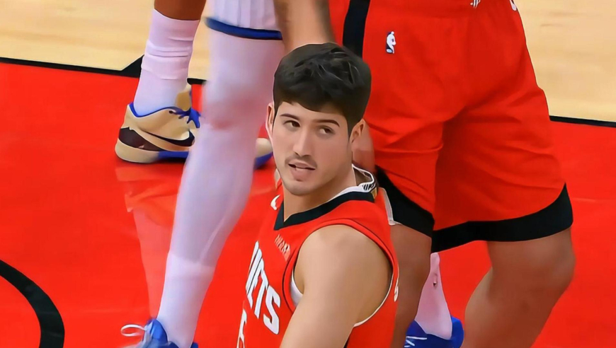 出场就有用！火箭谢泼德登场助攻杜兰特得分 杜兰特随后打停魔术