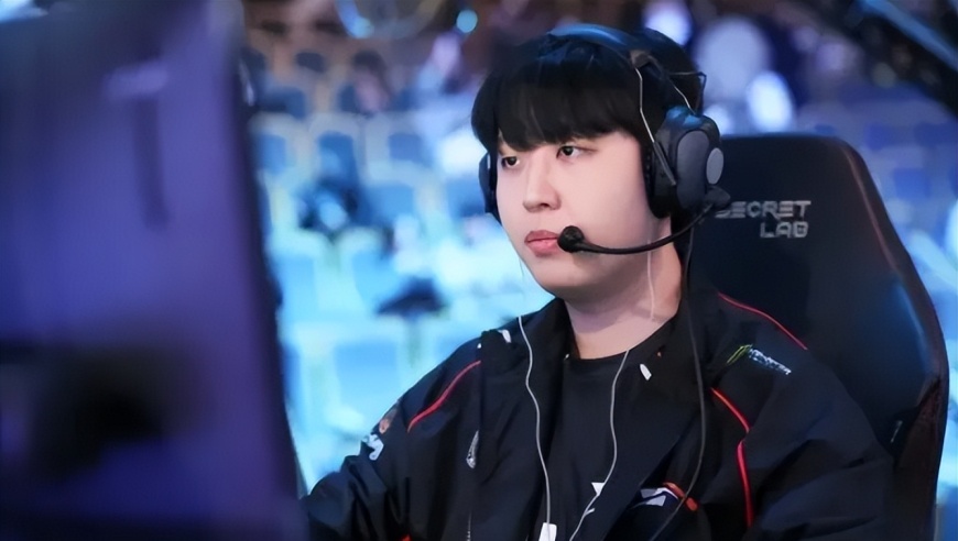 向LCK递出投名状，抹黑LPL！红米教练和Kanavi不装了，原形毕露