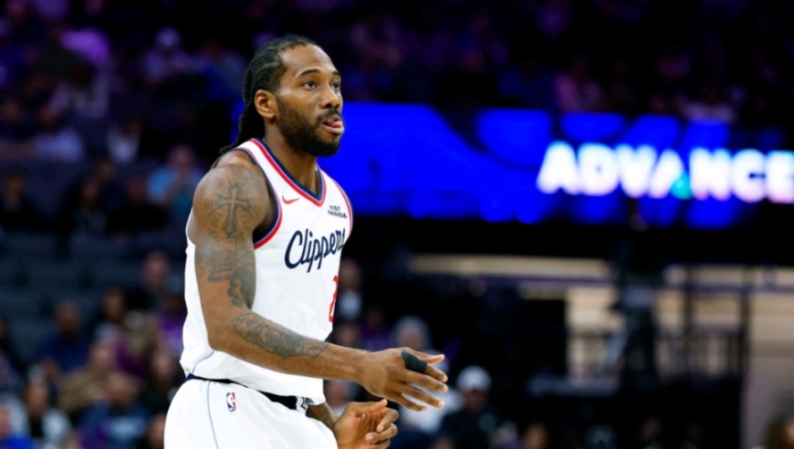 末节决战太刺激！小卡中投准绝杀火箭 伊森失绝平三分