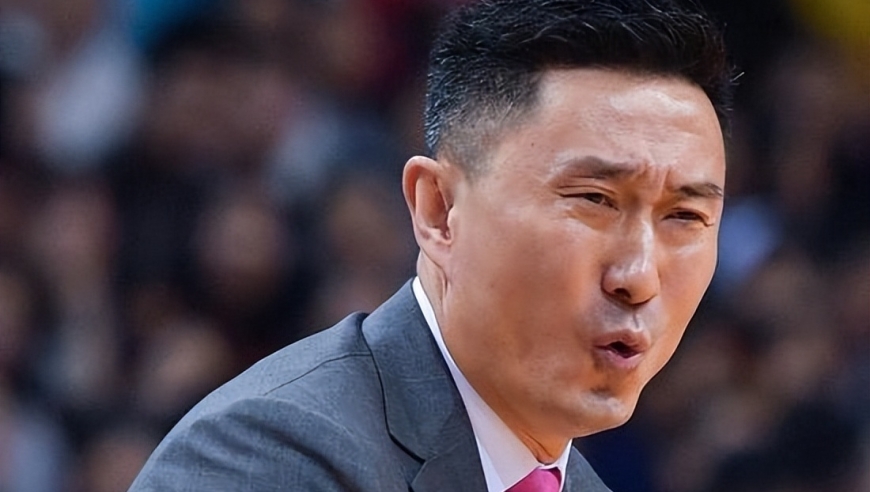 广东3消息！杜锋新职务曝光，宏远三将加盟NBL，易建联公开致辞