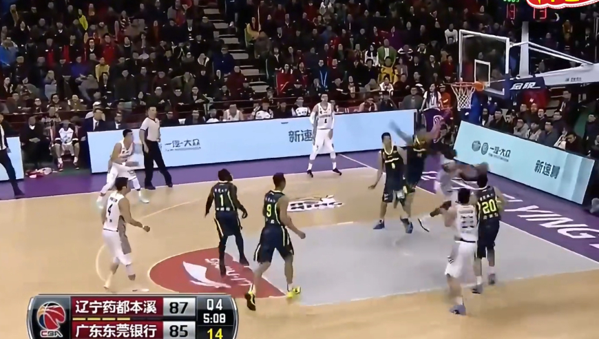 体坛记忆｜辽粤大战经典回顾，杜锋大闹技术台，最后时刻三分绝杀！