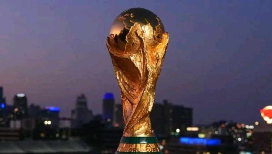 世预赛大结局！美加墨世界杯已定42席，国足苦主爆冷出局，意大利命悬一线