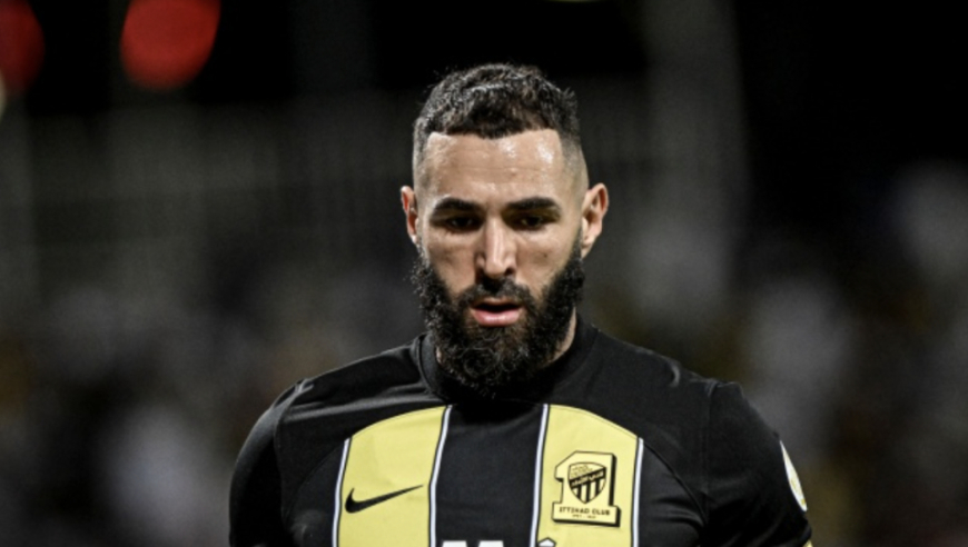 永不出场！38岁本泽马寻求转会：怒斥高层太侮辱人 将继续罢赛