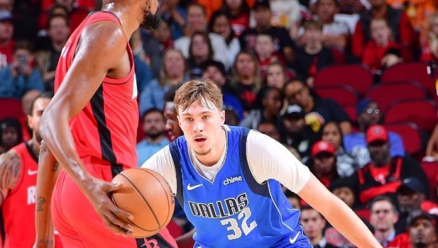 杜兰特死神降临21+6+5，克莱三分8中1拖后腿，火箭险胜残阵独行侠