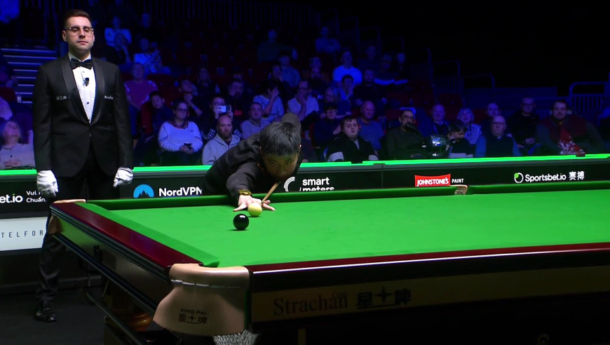 单杆142分刷新赛会纪录！赵心童6-3力克墨菲强势挺进四强