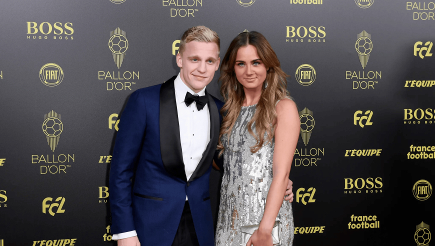 范德贝克和博格坎普的女儿订婚，两人育有2个孩子