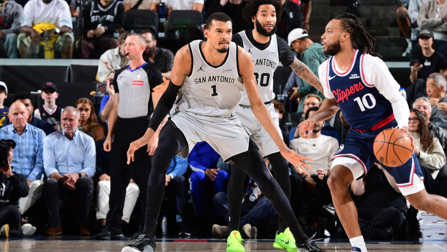 马刺快船决胜时刻：加兰连进高难三分拉悬念 文班离谱封盖收比赛