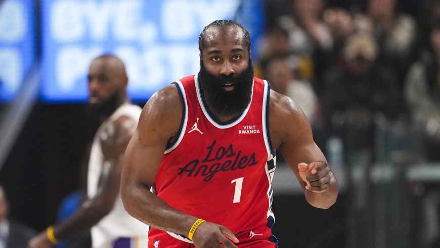 菜鸡互啄！快船爆冷胜湖人结束5连败 哈登21+10里程碑战神卡轰32分