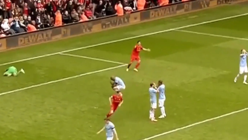 永不独行：史蒂夫&middot;杰拉德生涯纪录片之《永不独行》下集